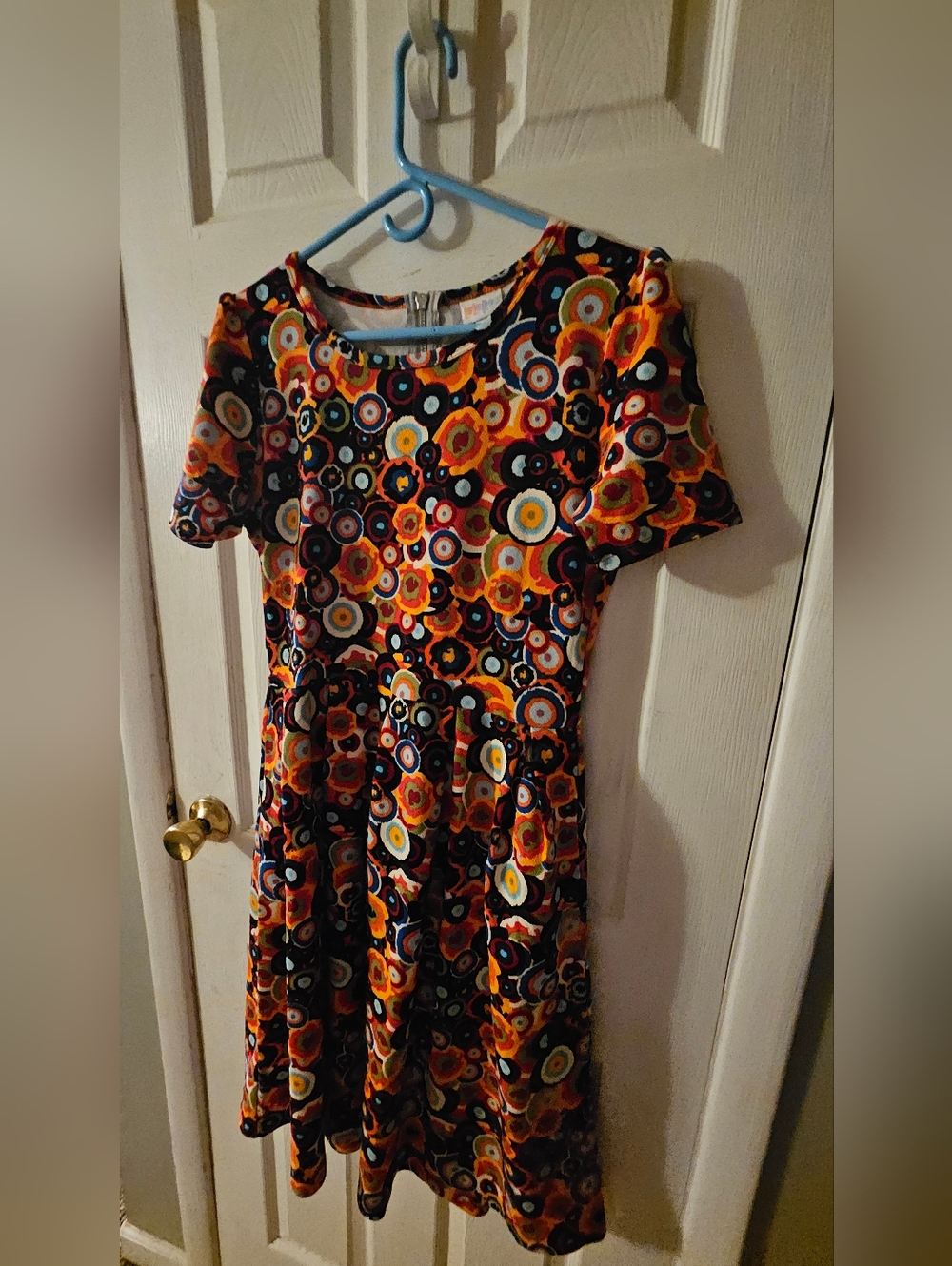 LuLaRoe Size Large Amelia Geometric Print Dress with Pockets Stretchy NWOT